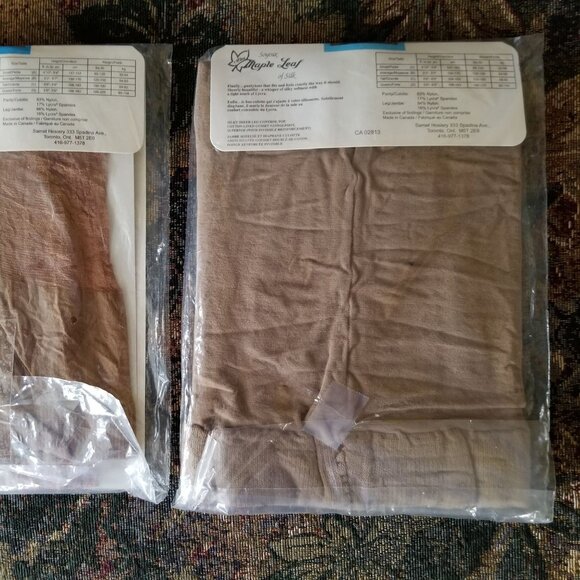 NWT. Control top, beige, sheer pantyhose, size C, 150 - 180 lb, 2 pairs. New. - Picture 3 of 4